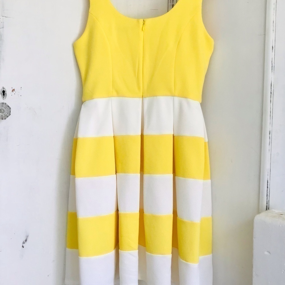 Tiani B Retro Rockabilly Yellow White Striped Pleated Dress Zipper Vintage 4 - Picture 7 of 14